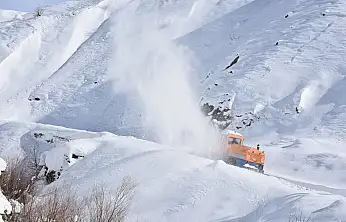 343 Yerleşim Yerine Ulaşım Sağlanamıyor