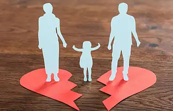 Ailede Üçgenleşme Tehlikesi! Çocuklar Hakem Rolüne Girmemeli