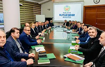 AK Parti Malatya'da Gelecek Vizyonunu Masaya Yatırdı