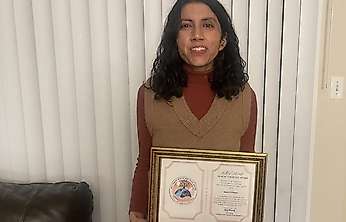 Akif Manaf Sağlık ve Barış Ödülü ABD'de Mansi Williams'a Verildi