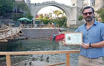 Akif Manaf Sağlık ve Barış Ödülü Bosna Hersek'te Darel Kapetanović'e Verildi