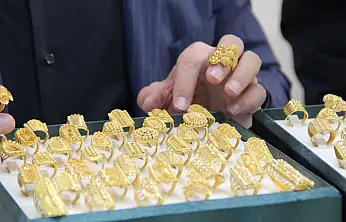 Altın Piyasasında Yükseliş Hız Kesmedi: Ons 4.165 Doları Aştı