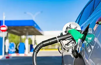 Araç Sahiplerine Müjde: Benzine İndirim