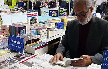 'Araştırmacı Yazar Vahdettin İnce: 'İslam Medeniyeti Dilden İnşa Edilir''