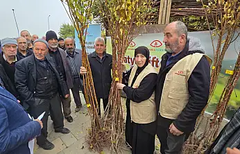 Avusturya'dan Malatya'ya Destek: 12 Bin Kayısı Fidanı Dağıtıldı