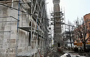 Bakan Ersoy Malatya'daki restorasyon çalışmalarını yerinde inceledi