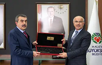 Bakan Tekin, Malatya'da Deprem Sonrası Eğitim Yatırımlarını İnceledi