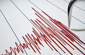 Balıkesir'de korkutan deprem