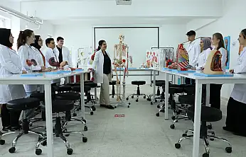 BARÜ Hemşirelik Bölümüne HEPDAK'tan 5 Yıl Tam Akreditasyon