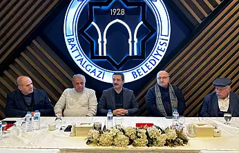 Başkan Bayram Taşkın, Battalgazi Muhtarlarıyla Yeşilçam'da Bir Araya Geldi