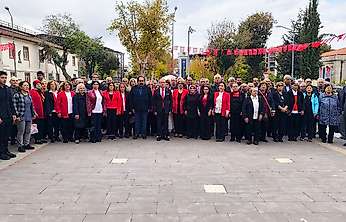 Basri İlhan'dan 29 Ekim'de Atatürk Anıtı'na Çelenk