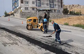 Battalgazi'de Altyapı Sonrası Bozulan Yollara Asfalt Yama Çalışması