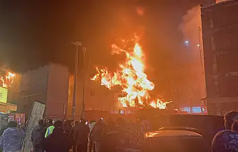 Battalgazi'de İşçilerin Kaldığı Konteyner Yatakhanede Yangın Paniği