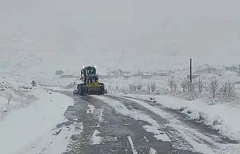 Battalgazi'de Kar Yağışı: Belediye Ekipleri Sahada