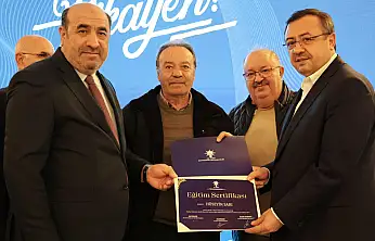 Battalgazi'de 'Teşkilat Akademisi' Tamamlandı: Mahalle Başkanlarına Sertifika Verildi