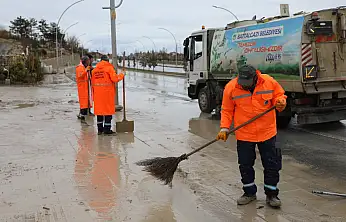 Battalgazi'de Yağmur Sonrası Seferberlik: Pınarbaşı Göleti Çamurdan Arındırıldı