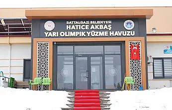 Battalgazi'de Yüzme Eğitimleri Meyvesini Veriyor: Lisanslı Sporcu Sayısı Artıyor