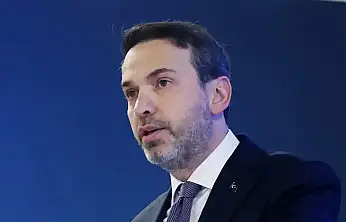 Bayraktar: Rusya ile gaz alım kontratları bir yıl uzatılacak