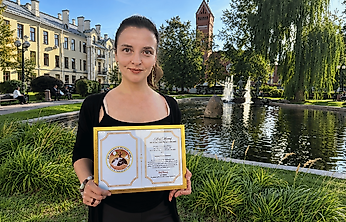 Belaruslu Spor Eğitmeni Tatiana Pomerantseva'ya Akif Manaf Sağlık ve Barış Ödülü
