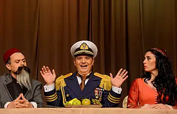 'Bu Da Geçer Ya Hu' Malatya'da Sahnelendi