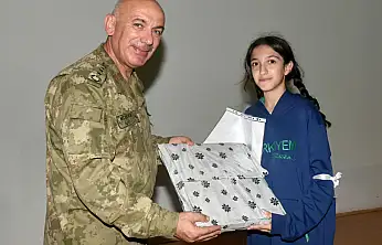 Dereceye Giren Öğrenciler Mehmetçik'le Buluştu