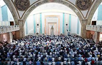 Diyanet'in Cuma Hutbesi İnsan Temasıyla Yayımlandı