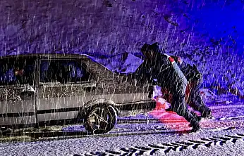 Doğanşehir'de Yoğun Kar Yağışı: Jandarma Ekipleri Vatandaşın Yanında