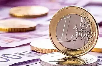 Dolar 42,60'ta, Euro 50 TL'yi Aştı: Piyasalarda Tarihi Zirve