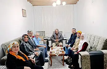 Duman'dan Partinin Emektarına Anlamlı Ziyaret