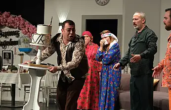 Erzurum Şehir Tiyatrosu'ndan Kahkaha Dolu Yeni Oyun: 'Organiyasyon'