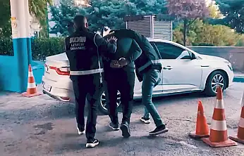 FETÖ'nün Emniyet Yapılanmasına Büyük Operasyon: 81 Gözaltı