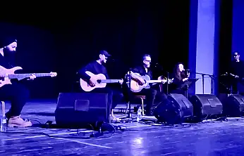 Grup Abdal Malatya'da Sahne Aldı: Müzikseverlere Unutulmaz Gece