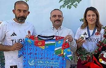 Hatice Akbaş Avrupa'nın Zirvesinde: Şengönül'den Gurur Mesajı