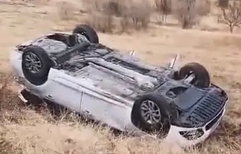 Hekimhan'da Otomobil Şarampole Yuvarlandı: Aynı Aileden 4 Yaralı