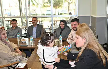 İnanç Siraç Kara Ölmeztorak'tan Gençlere, Esnafa ve Kadın Girişimcilere Destek