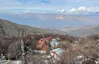 Kale Ülkü Ocakları'ndan Maden Tepkisi: 'Kale'nin Doğası Madenden Büyüktür'