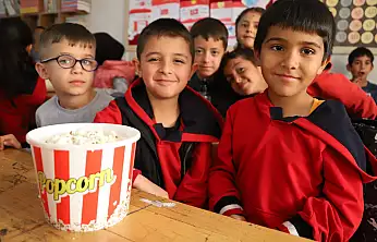 Kırsal Mahallelerde Minikler İlk Kez Sinema Heyecanı Yaşadı