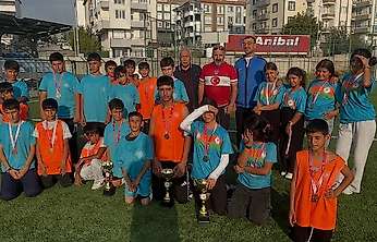 Malatya'da 5S Hokey Turnuvası Sona Erdi: Genç Sporculara Kupa ve Madalya