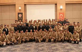 Malatya'da 98 Güvenlik Korucusuna Başarı Belgesi Takdim Edildi