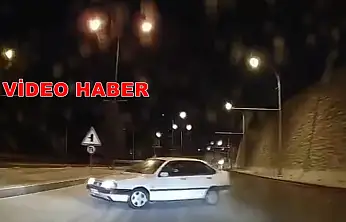 Malatya'da Buzlanma Tehlikesi: Makas Atan Otomobil Metrelerce Kaydı