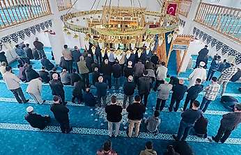 Malatya'da Depremde Yıkılan Çalıgülü Camii Yeniden İbadete Açıldı
