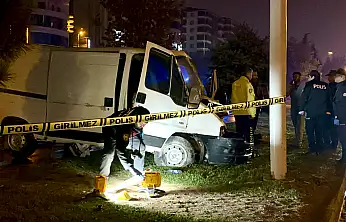 Malatya'da Feci Kaza: 18 Yaşındaki Sürücü Trambüs Direğine Çarparak Hayatını Kaybetti