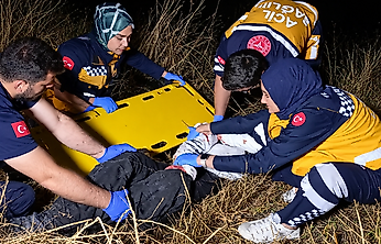 Malatya'da Feci Kaza! Otomobil Şarampole Devrildi, 2 Ağır Yaralı