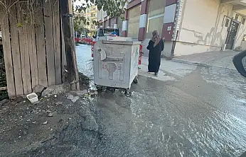 Malatya'da İçme Suyu Hattı Patladı, Sokaklar Sular Altında Kaldı