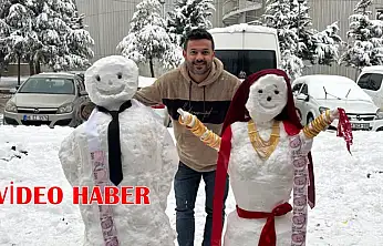 Malatya'da Kar Esnafa Moral Oldu: Kardan Gelin ve Damatla Temsili Düğün