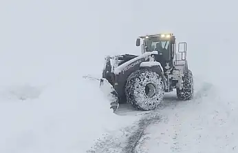 Malatya'da Karla Mücadele Seferberliği: Büyükşehir Ekipleri 7/24 Sahada