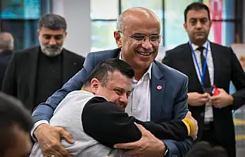 Malatya'da Kitap ve Kültür Buluşması: Başkan Er'den Özel Çocuklara Anlamlı Jest