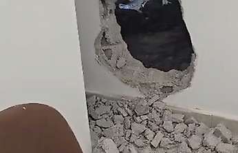 Malatya'da Kuyumcuya Duvarı Delerek Girdiler! Altınlara Ulaşamayınca Parayla Kaçtılar