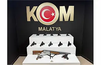 Malatya'da Ruhsatsız Silah Operasyonu: 12 Tabanca ve 1 Tüfek Ele Geçirildi