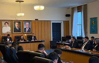 Malatya'da Siyaset ve Gençlik Aynı Masada